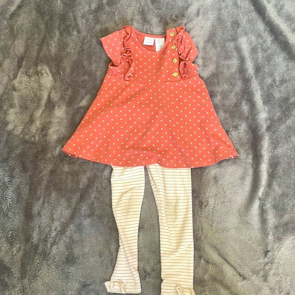 Cute shirt and leggings Tahari outfit sz 3T